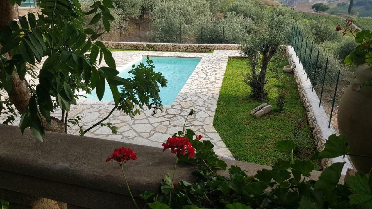Villa Casale Settesoldi Salemi Luaran gambar